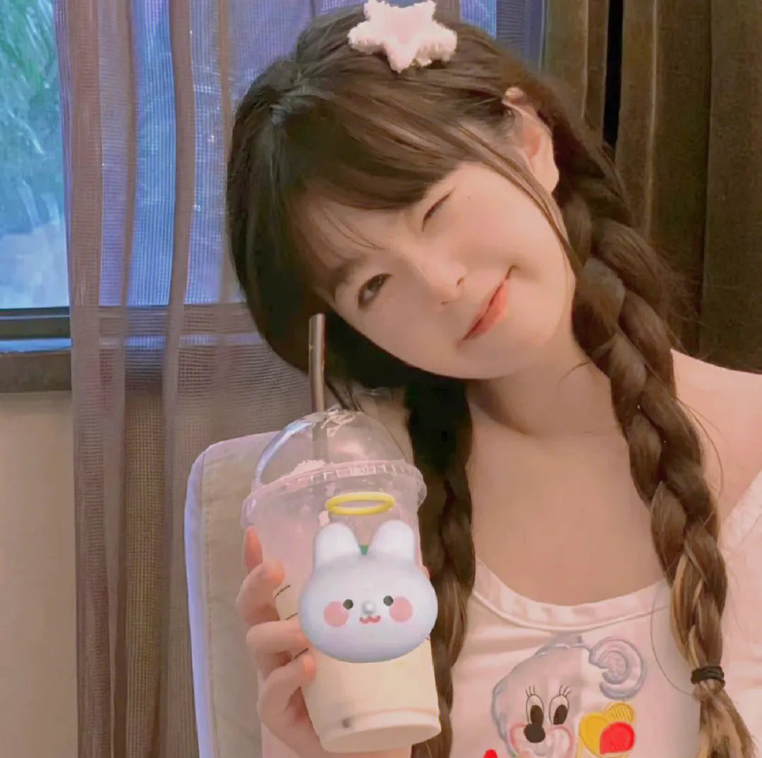 女神蒙上眼